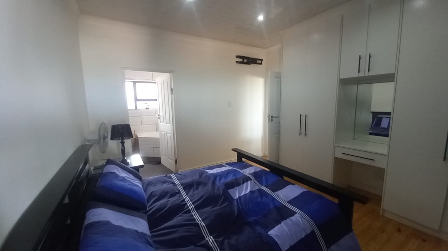 2 Bedroom Property for Sale in Vredenburg Western Cape